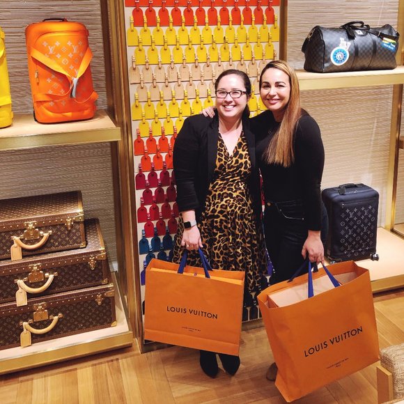 Meet Your Trusted Seller! (Posh Ambassador) - Picture 5 of 5